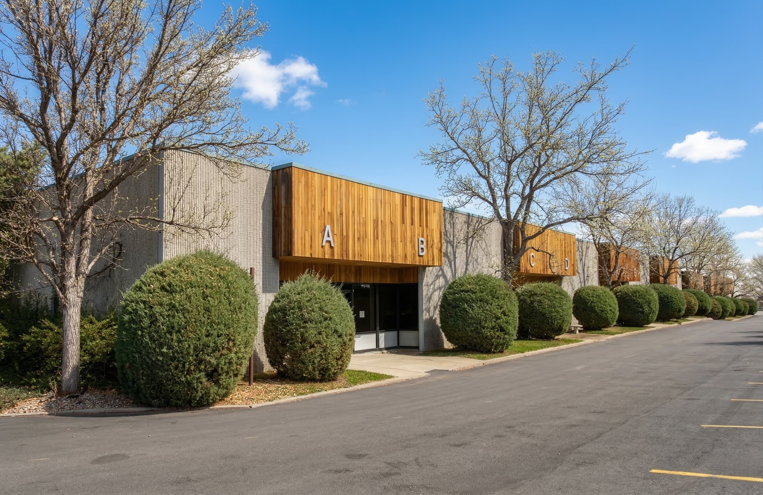 Lakewood unit, 1,800 sq ft